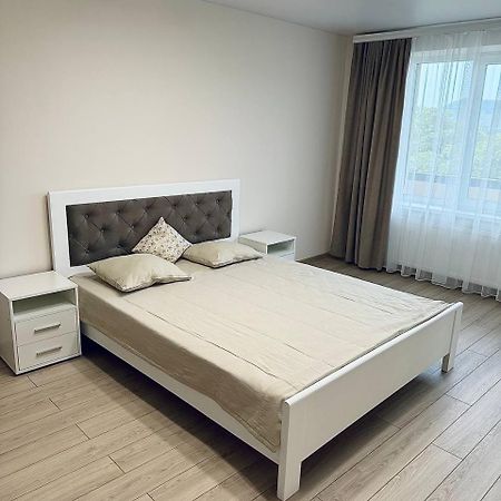 Двокімнатна Квартира На Корятовича, 2Б Berehowe Exterior foto