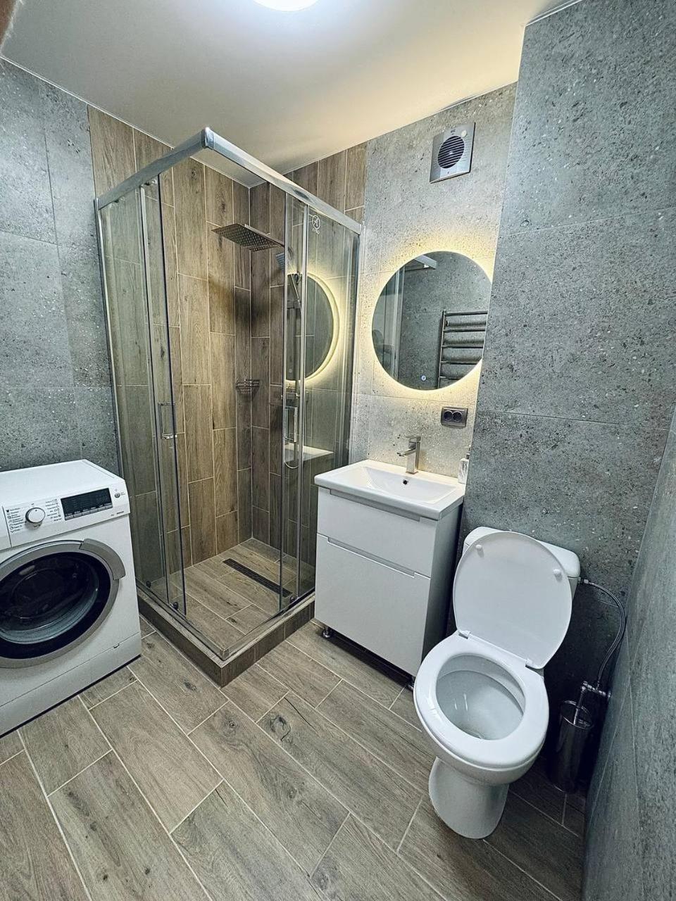 Двокімнатна Квартира На Корятовича, 2Б Berehowe Exterior foto
